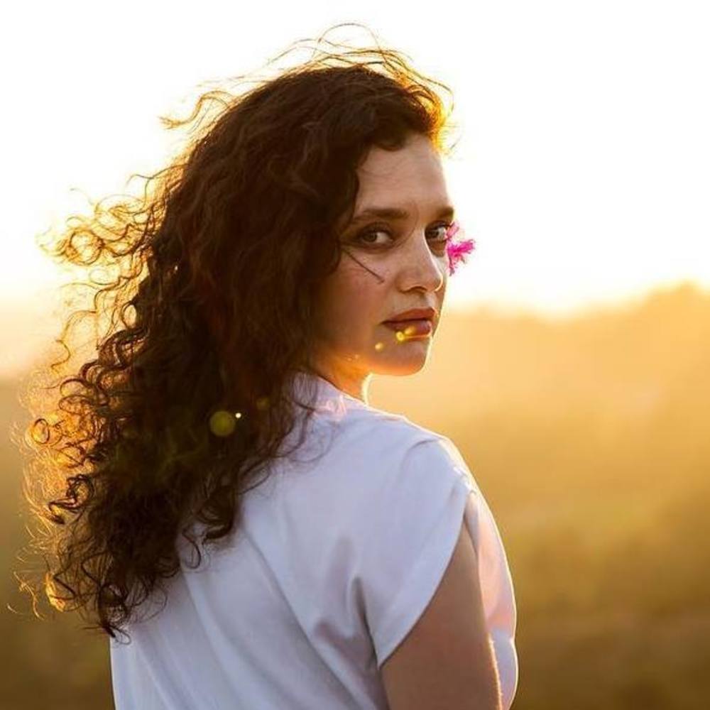 Meet your Posher, Ana